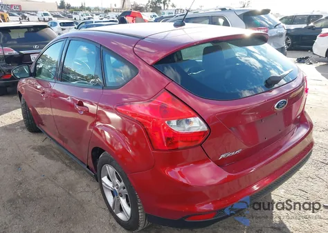 2013 Ford Focus Se z USA, uszkodzony, nr VIN 1FADP3K2XDL196178